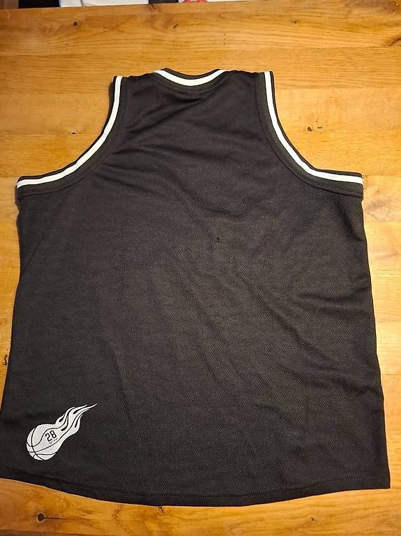 T-shirt: BROKE Tank Top schwarz – Usato da Niederuzwil venduto da Liberatopixel 1