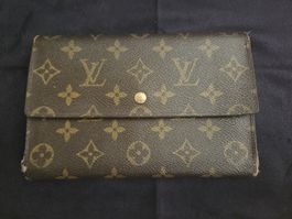 Louis Vuitton Geldbörse Monogram Canvas gebrauchter Zustand