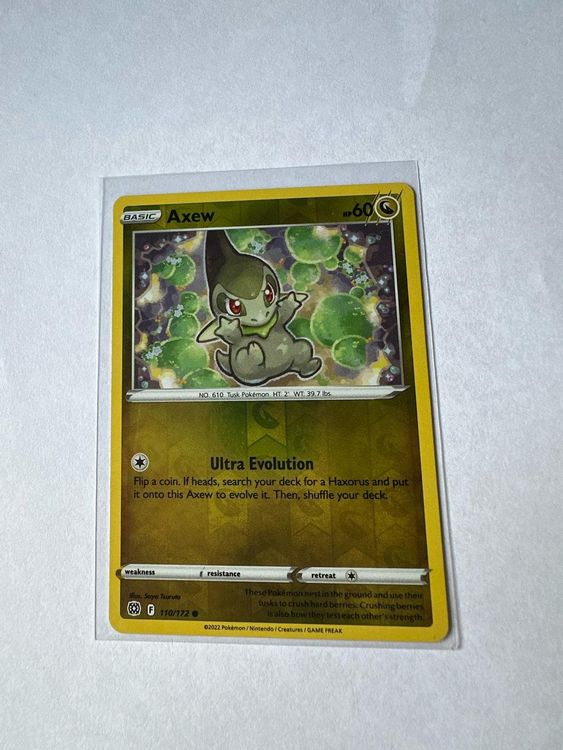 Pokémon Axew reverse 110/172 Brilliant Stars (Neu (gemäss Beschreibung ...