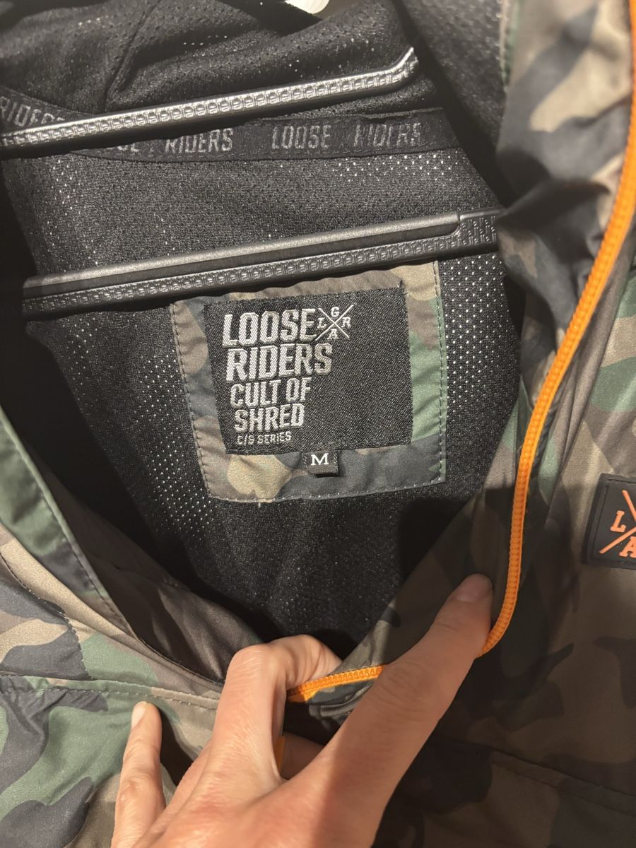 Giacche: Loose Riders Camo Windbreaker Jacket - Size Medium – Nuovo (secondo la descrizione) da Lugano venduto da sar_hz5j 1