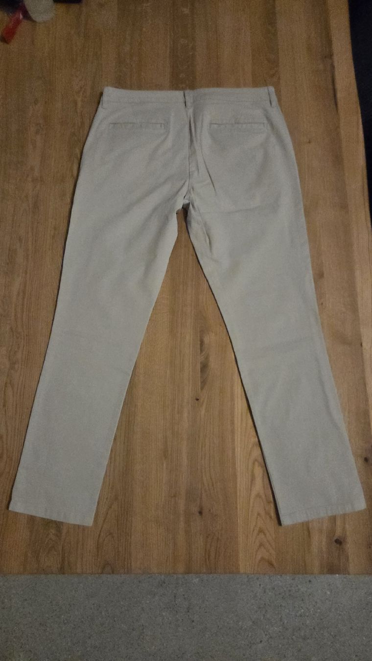 Asos Pantaloni: Chinos beige Asos – Nuovo (secondo la descrizione) da Renens VD venduto da ped_5vjt 2