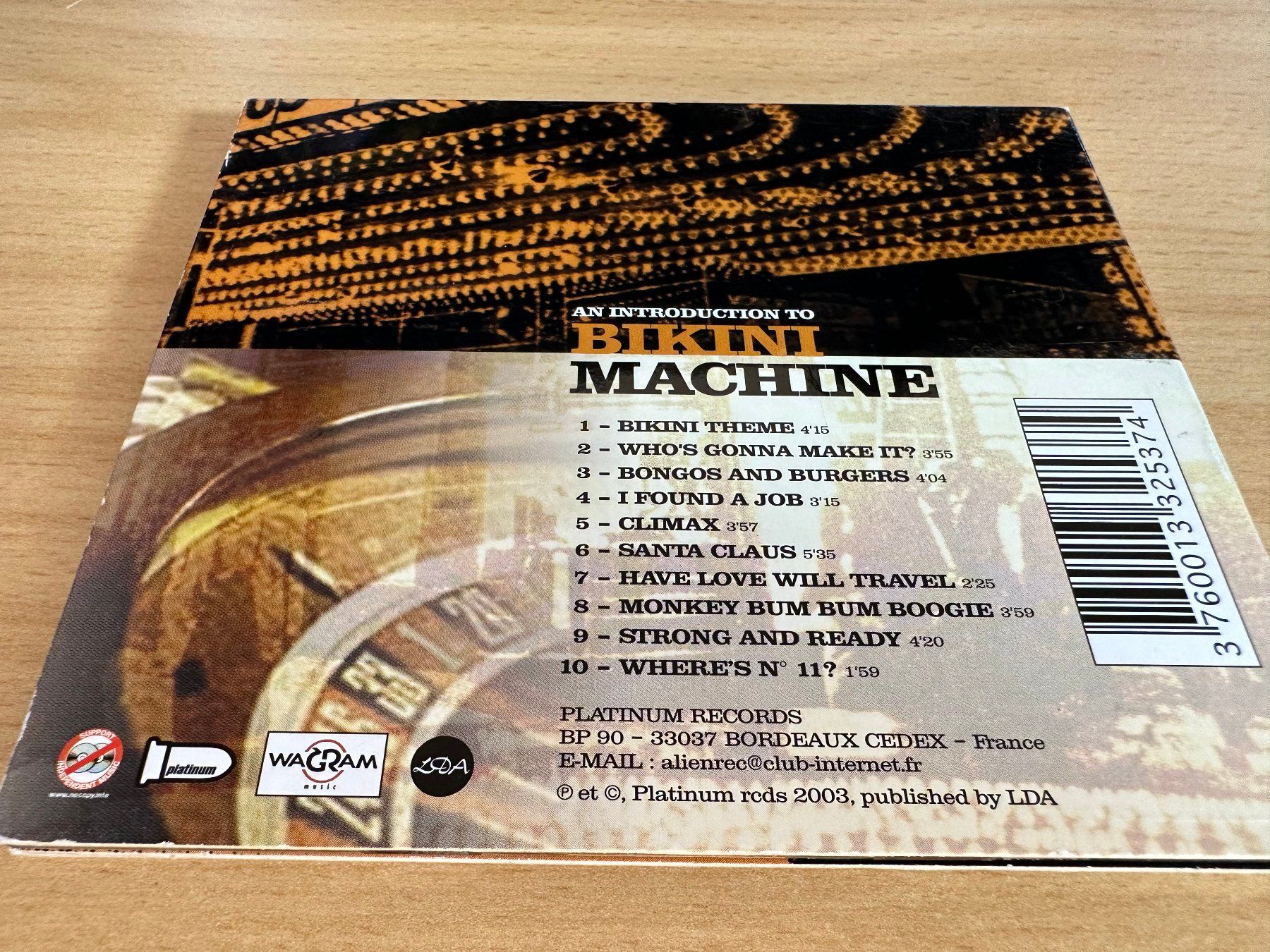 CD: Bikini Machine – An Introduction To Bikini Machine – Usato da Rikon im Tösstal venduto da Alpenmutz 1