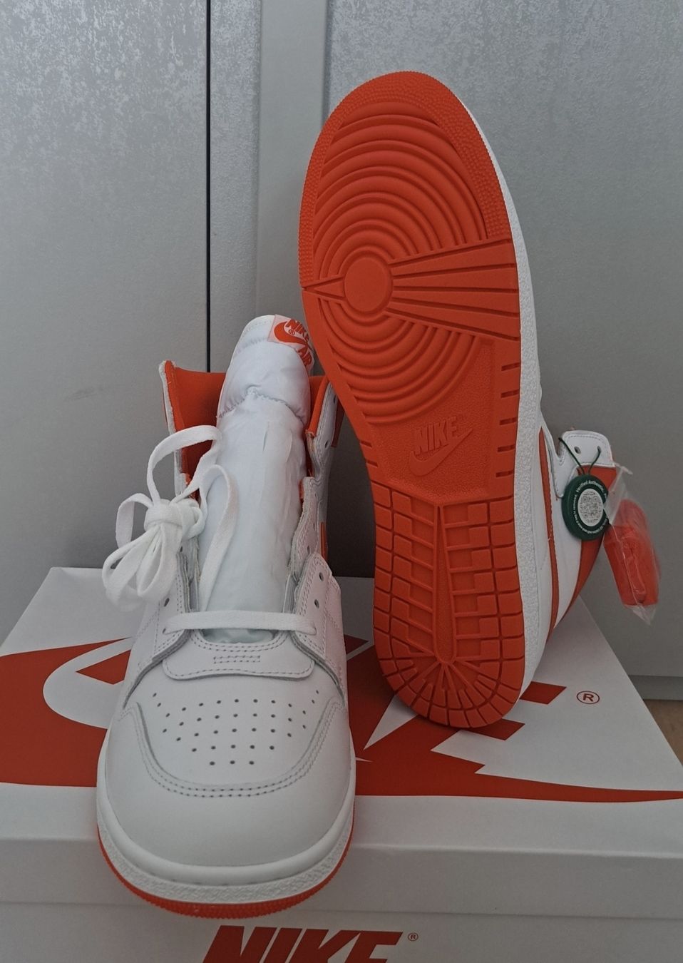 Jordan Scarpe da uomo: Jordan air ship orange team 48.5 – Nuovo e nell'imballaggio originale da S. Pietro venduto da Ema.1977 8