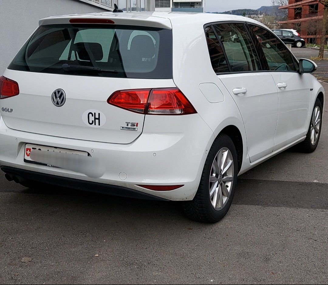 VW Automobili: Mietauto** Golf 1.4 lt Benzin – Usato da Zug venduto da krissang 1