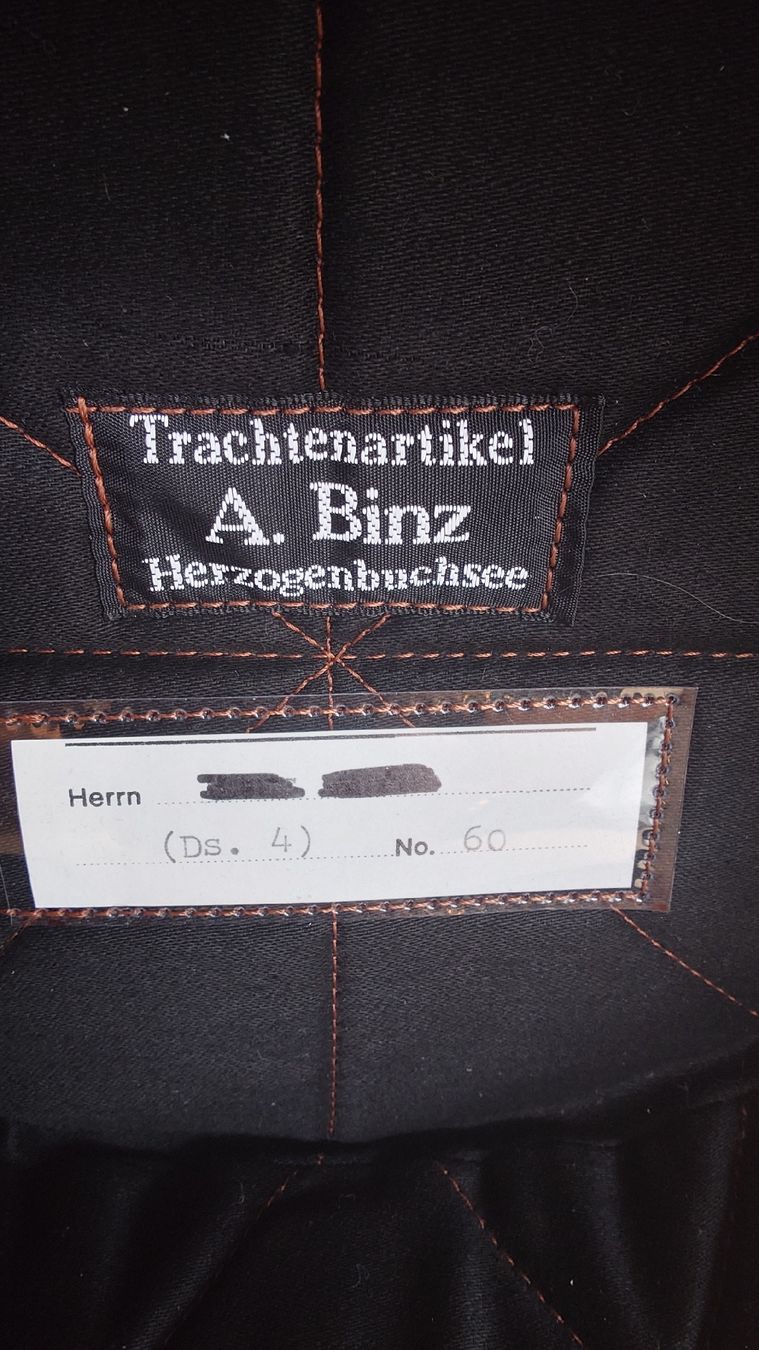 Copricapi, berretti & cappellini: Schwarze Trachten Kopfbedeckung mit Blumenmuster Gr. 56.5 cm – Nuovo (secondo la descrizione) da Bolken venduto da WHITE-1 3