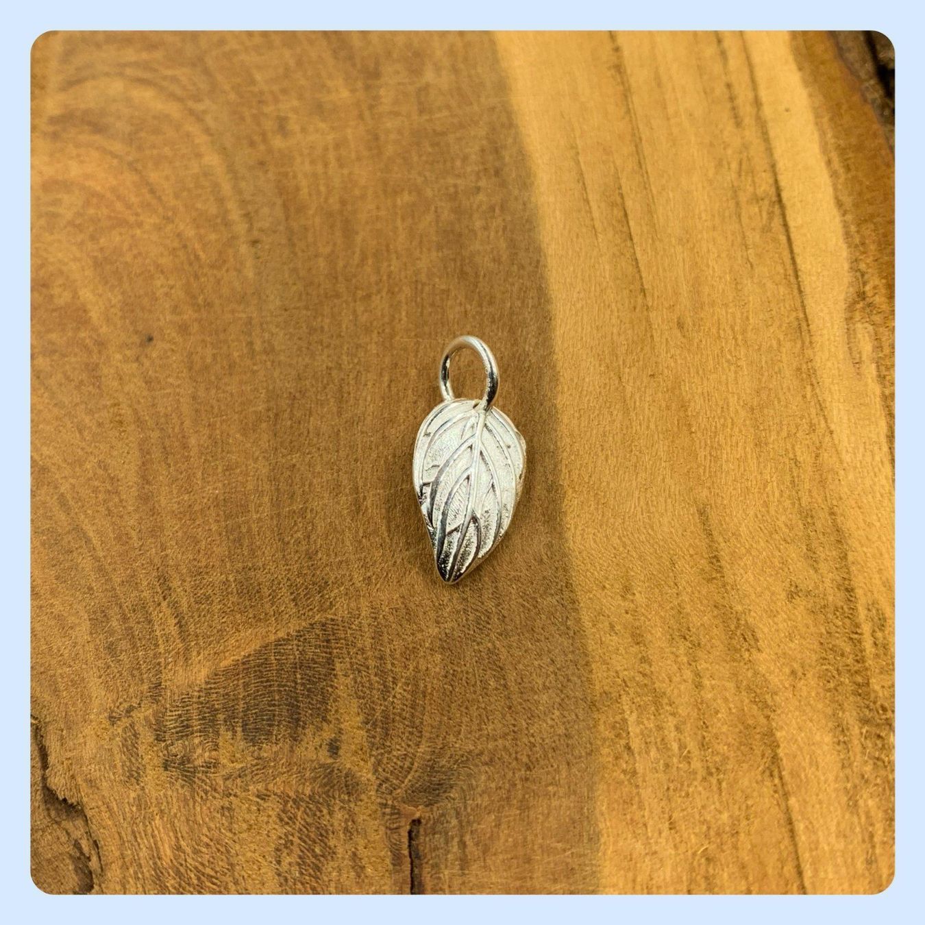 Anhänger: Blätter Anhänger Silber 925 – Neu und originalverpackt aus Zürich von Mevas_Silber 1