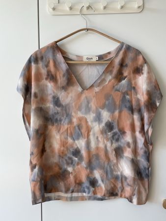 GIVN Berlin Bluse T-Shirt Batik-Muster | Gr. XS | 100% Visko