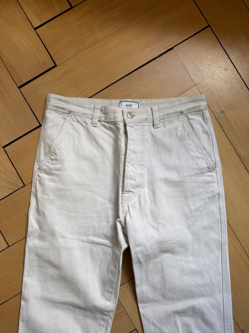 Jeans: AMI - Jeans offweiss 30 – Usato da Zürich venduto da Diazaio 1