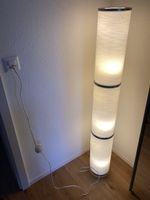 Stehleuchte weiss mit 3 Segmenten gut erhalten