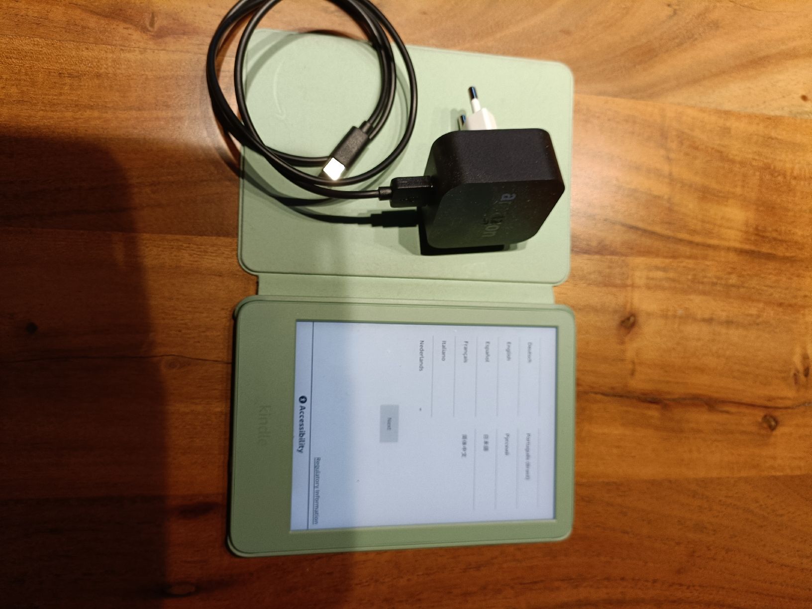 Amazon Tablet PC: Amazon Kindle 16GB (Version 2024) – Usato da Arboldswil venduto da Jbaenz 1
