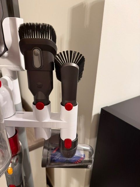 Dyson Aspirapolveri & Accessori: Dyson V15 detect absolute mit Floor Doc – Usato da Zürich venduto da MelanieA2101 1