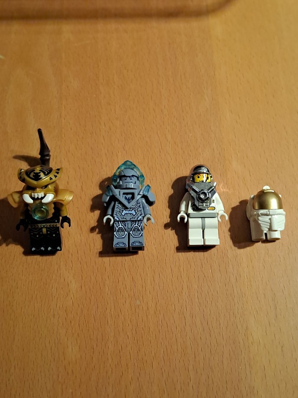 Lego Giocattoli: 3 Lego Figuren   Versand möglich – Usato da Kestenholz venduto da Knox1973