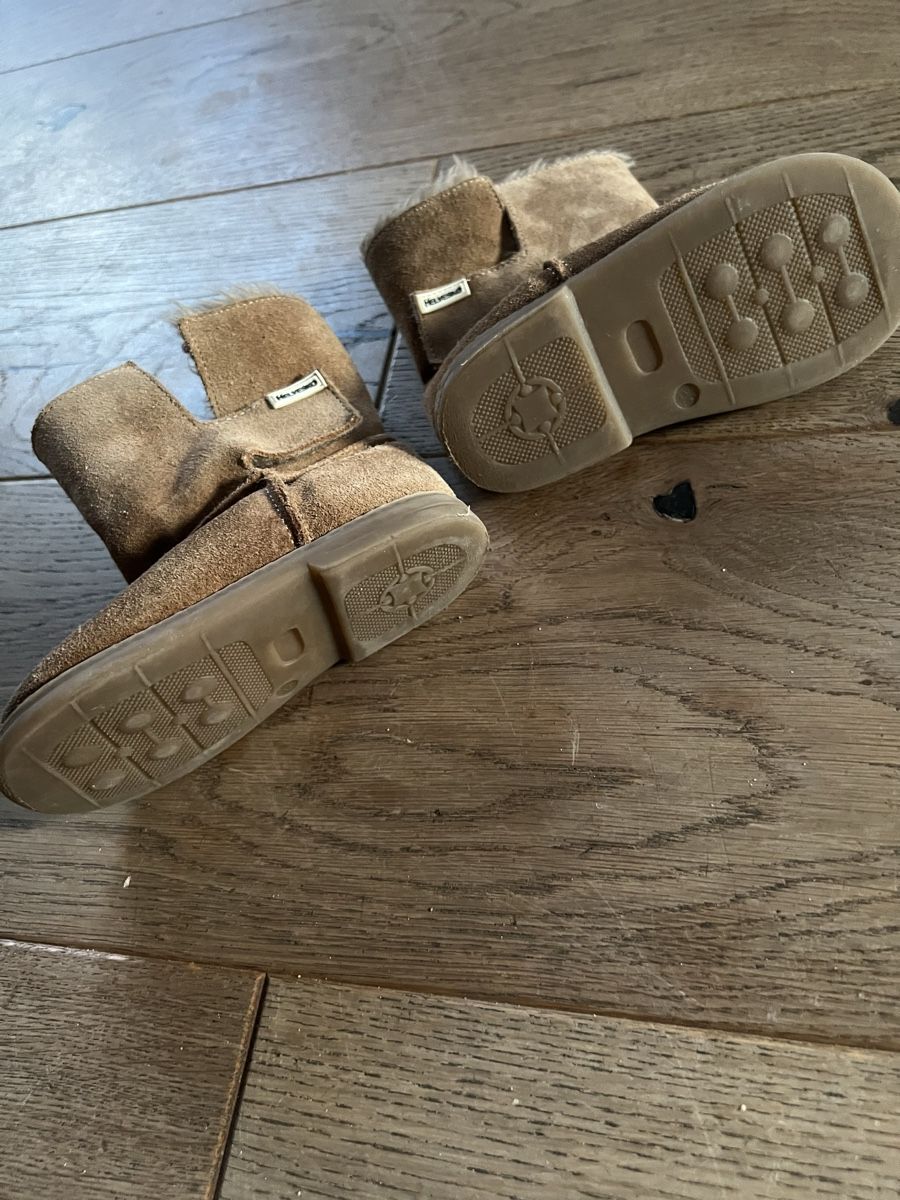 Helvesko Scarpe per ragazzi: Warme Winterstiefel Gr. 23 Helvesko – Usato da Zullwil venduto da salgy 1