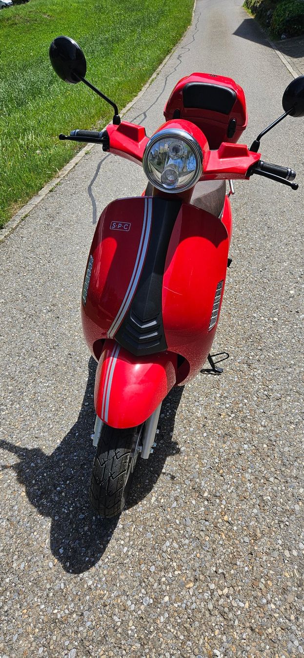 SPC Scooters: E-Roller SPC Verdi 45 kmh – D'occasion à Därligen par hdlupo