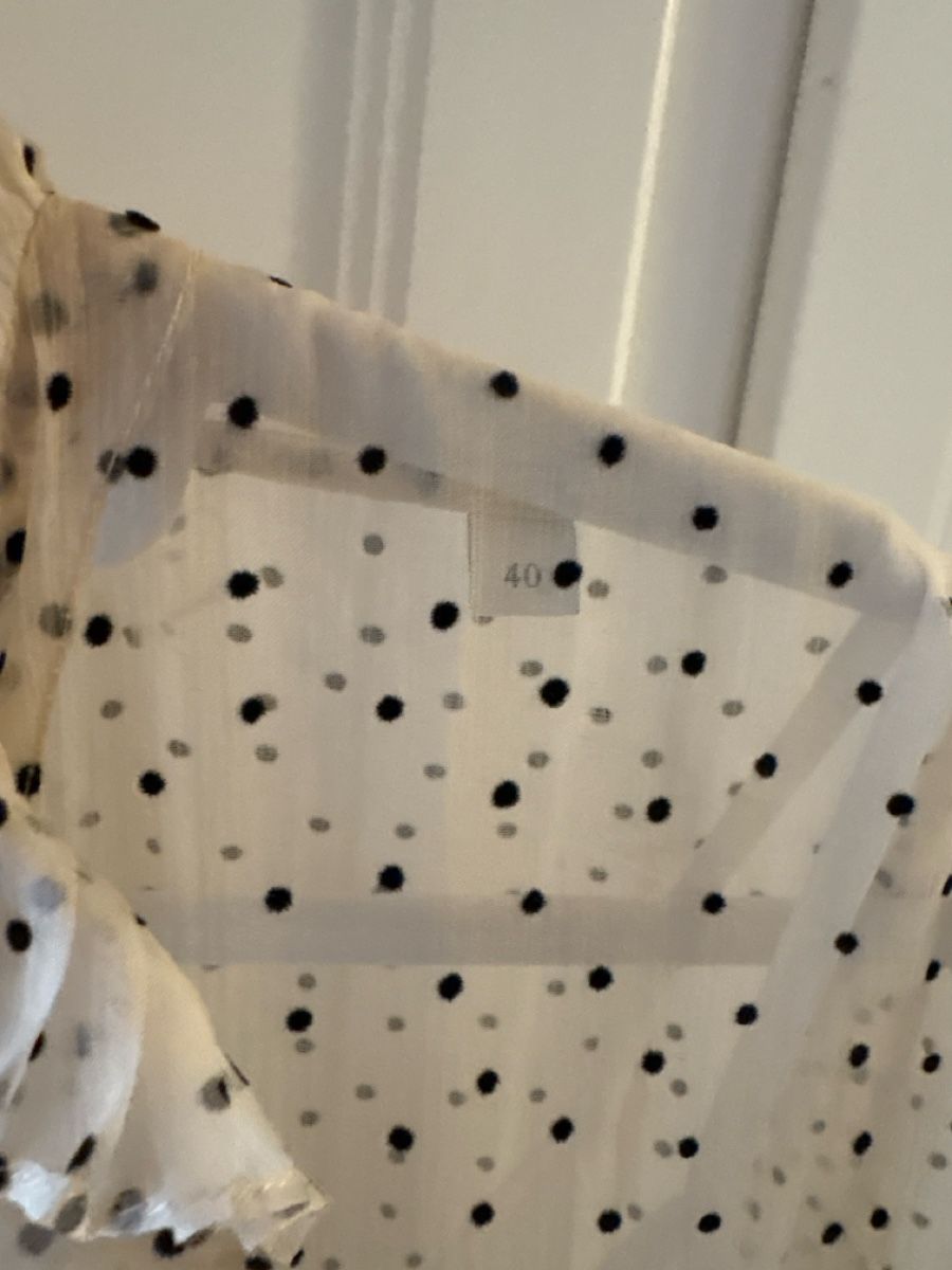 Sandro Vestiti: Sandro Kleid (40) Weiss Creme Chiffon  – Usato da Luzern venduto da One0911 3