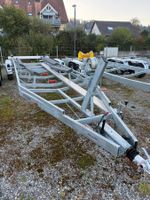 Motorbootanhänger G.G. 3500 kg, mit Kufenauflagen
