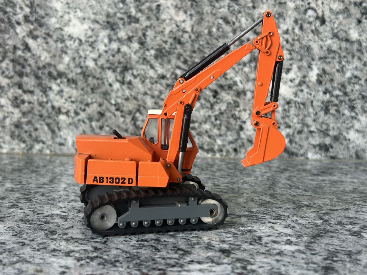 Kits de montage: Atlas AB 1302 D , 1:50 – D'occasion à Horw par Tigercat635 2