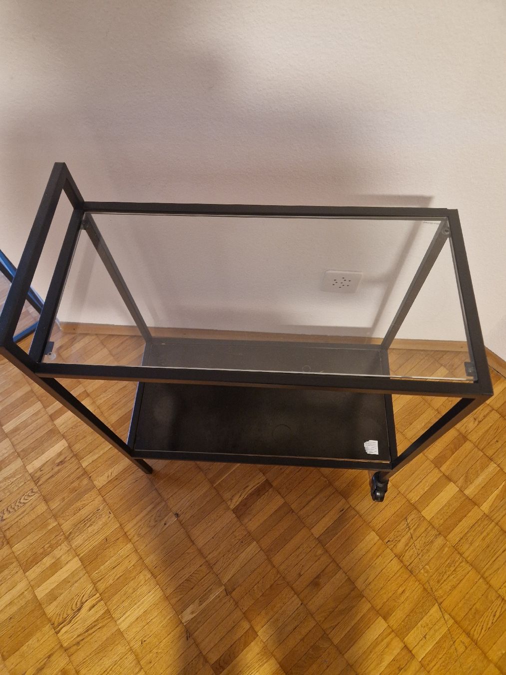Kommoden: Metallregal mit Glasboden – Gebraucht aus Zürich von Ischhaltso16 1