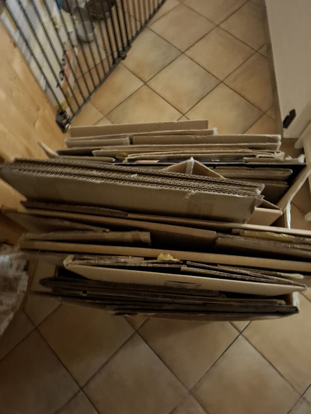 Cartons: umzugskarton – D'occasion à Illnau par cucciola137 2