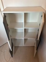 Moderner Mehrzweckschrank Weiss/Schwarz – guter Zustand