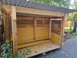 Holzschopf / Unterstand