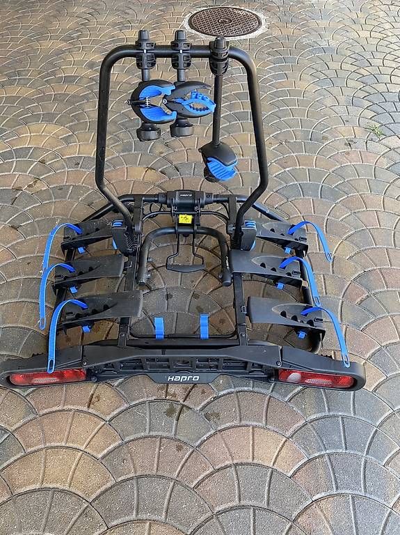 Portapacchi: Porta biciclette per gancio di traino – Usato da Morbio Inferiore venduto da bobo74 1