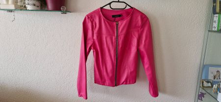 Neue Pinke Jacke in Lederoptik