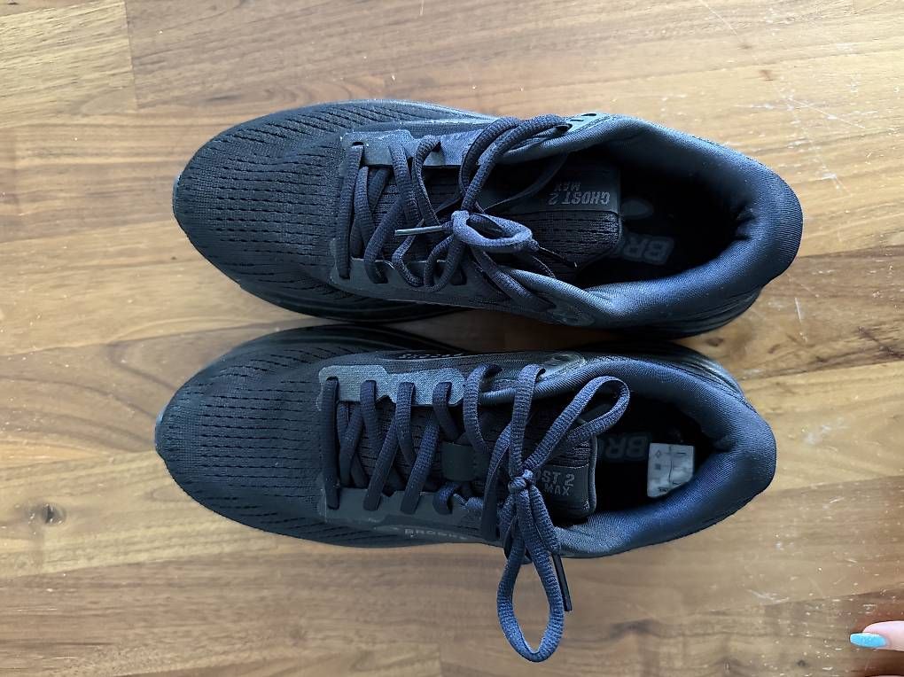 Brooks Scarpe da donna: Brooks Ghost Max 2 Damen Gr. 39  wie neu – Usato da Oftringen venduto da schnullliii 1