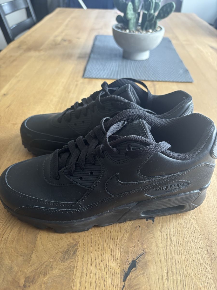 Nike Herrenschuhe: Nike Air Max 90 Sneaker Schwarz Grösse 40  – Neu (gemäss Beschreibung) aus Frauenfeld von myl_msh9 3