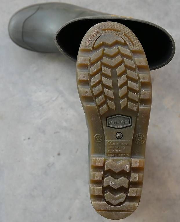 Scarpe da uomo: Gummistiefel "Maestro", unisex, Gr. 39 – Usato da Dussnang venduto da Mr_lucky 3