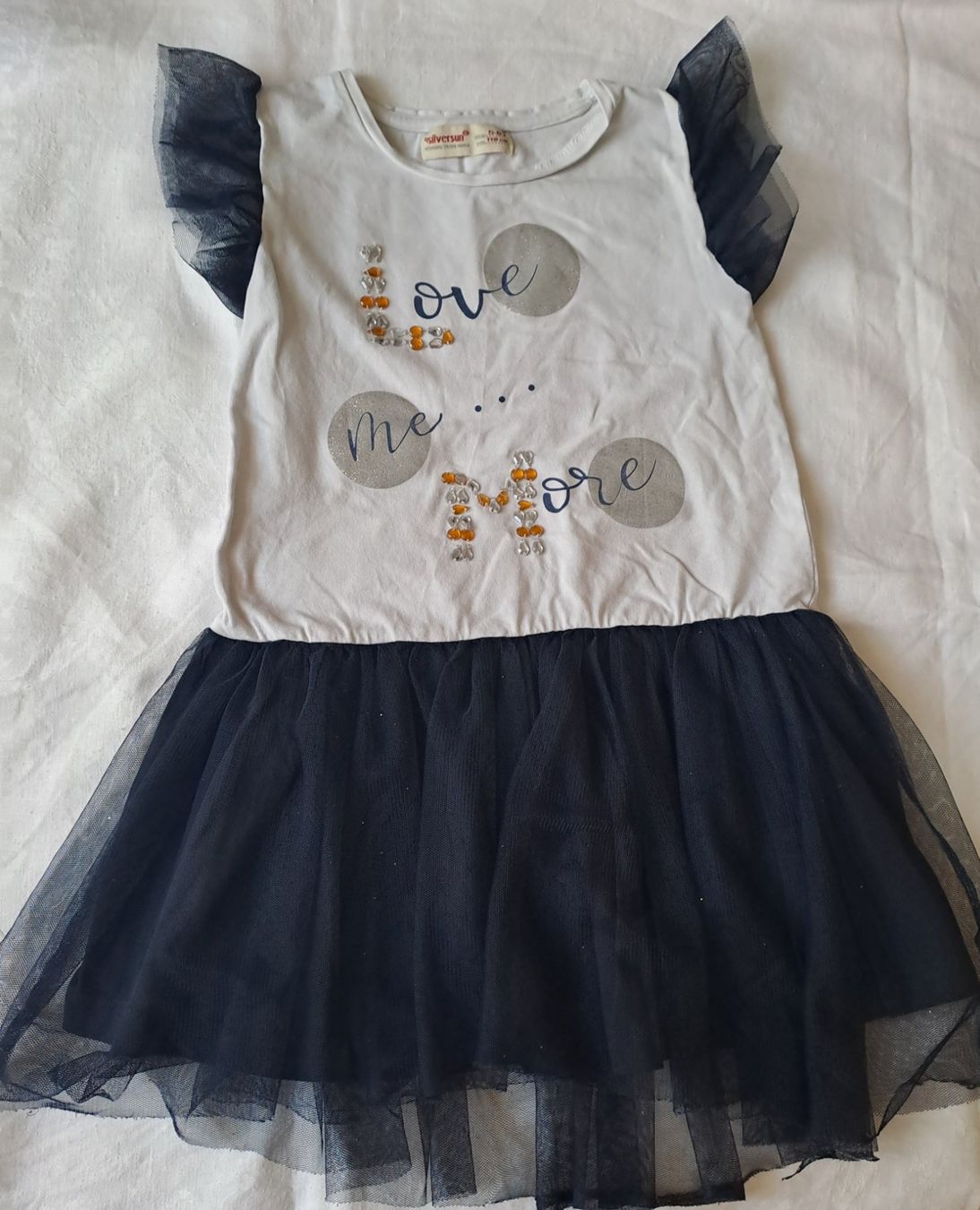 Vestiti & Gonne: Robe pour fille taille 110 – Usato da Le Noirmont venduto da sportboutique
