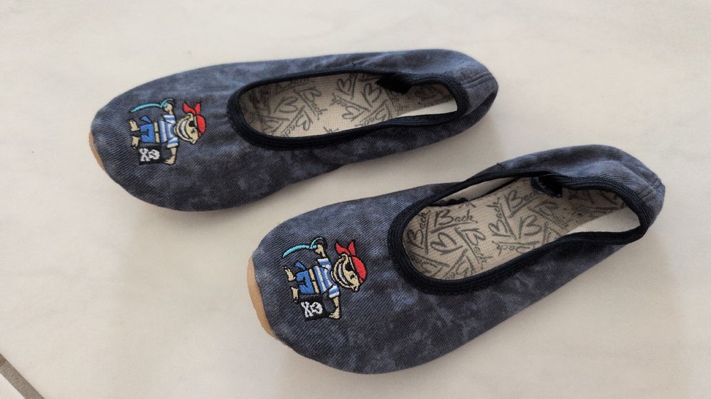 Chaussures garçon: Piraten Kinder Finken Gr. 29/30 – D'occasion à Baar par phlys