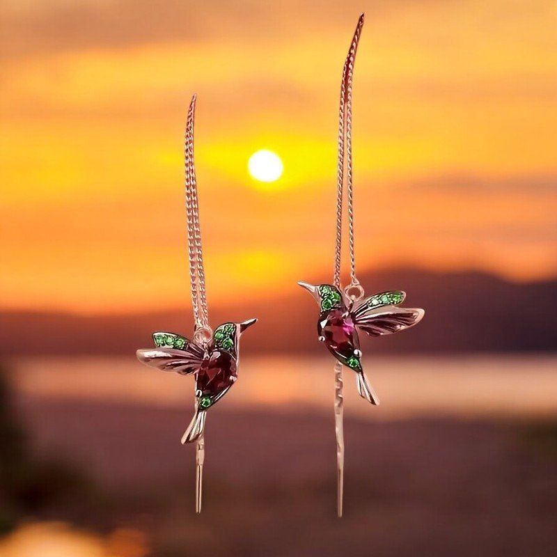 Orecchini pendenti & Orecchini a lobo: Boucles d'oreille en forme de colibri – Nuovo e nell'imballaggio originale da Meyrin venduto da Nostalgica