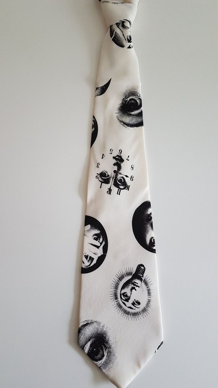 Fornasetti Cravatte: Fornasetti Krawatte – Nuovo (secondo la descrizione) da Basel venduto da dav_6dyd 1