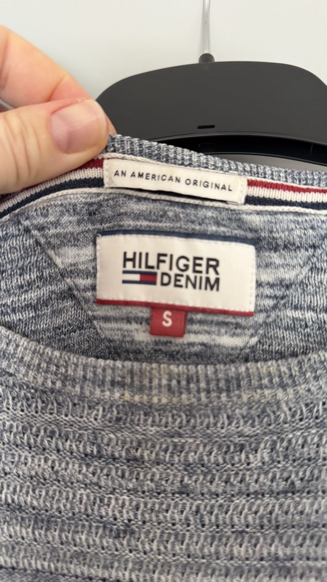 Tommy Hilfiger Pullover & Sweatshirts: Tommy Hilfiger Pullover grau/blau meliert, Gr. S – Gebraucht aus Mettmenstetten von Sunsethunter04 2