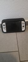 Nintendo Switch OLED Konsole mit Zubehör und Spiel