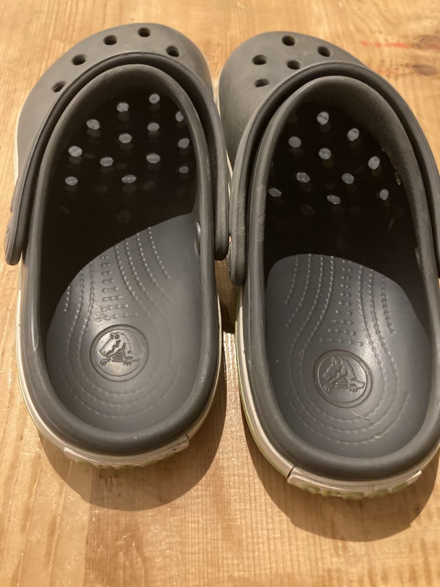 Crocs Scarpe per ragazzi: Crocs Schuhe  – Usato da Löhningen venduto da Balou-12 1