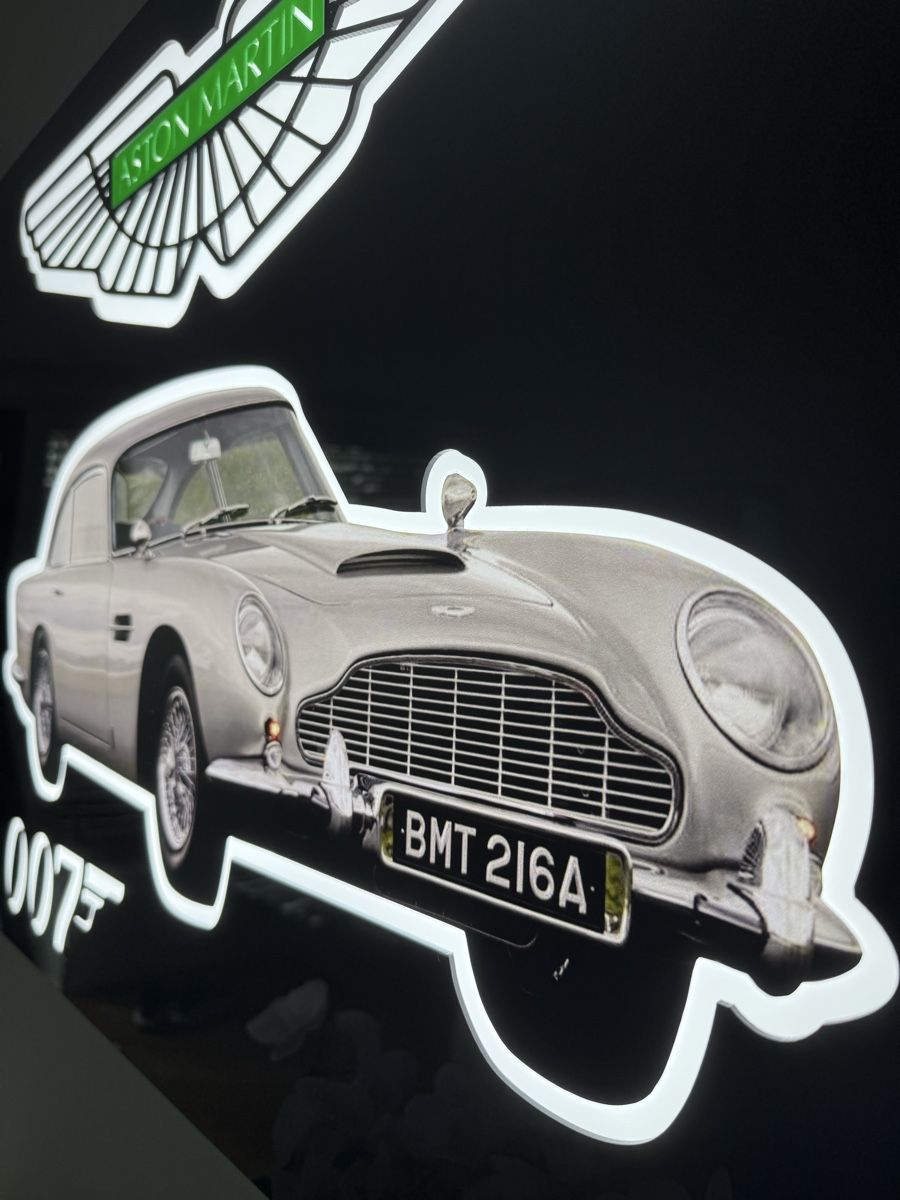 Aston Martin Insegne: Aston Martin LED Wandschild – Nuovo (secondo la descrizione) da Ostermundigen venduto da ivanvinci 4
