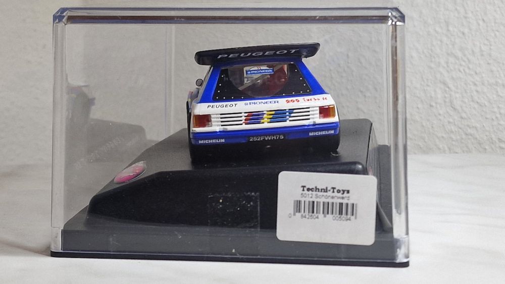 Provence Moulage Kit Monté 1/43 - Peugeot 205 T16 N°205 Rallye Paris
