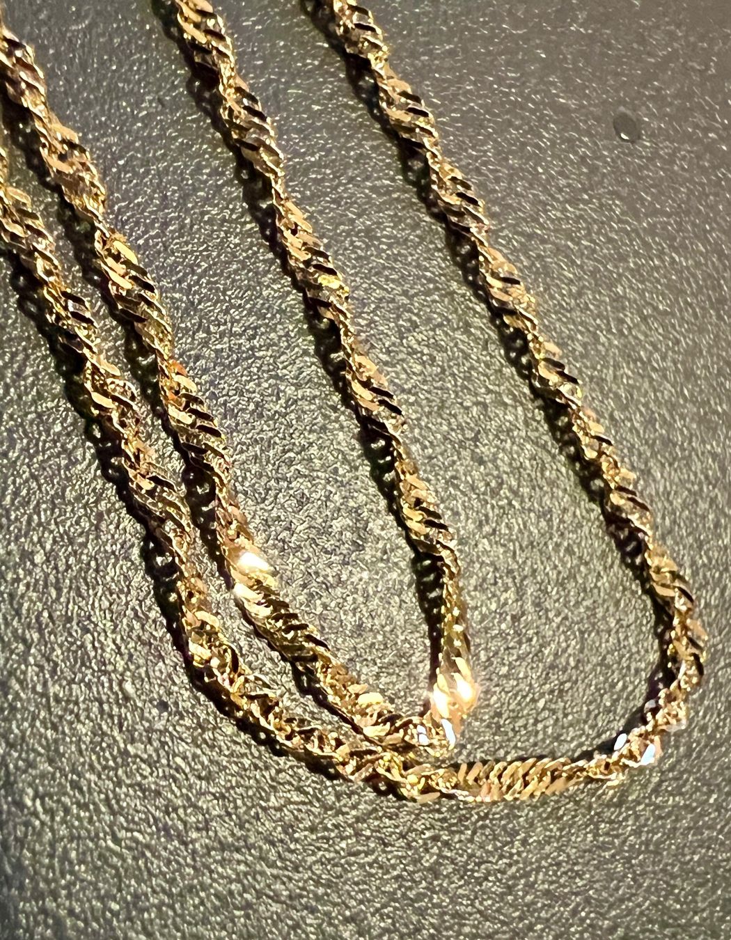 Ketten: Gold-Collier 18K mit Herzanhänger – Gebraucht aus Chur von Penting1935 2