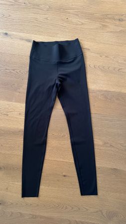 Shaping Leggings (Schwarz) von H&M Sport Gr. S