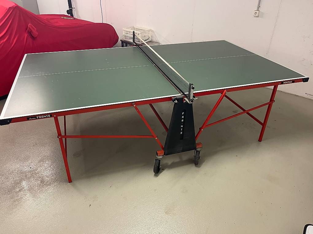 Tischtennis: Mobiler Tischtennistisch auf Rollen – Gebraucht aus Basel von easydriver23 1