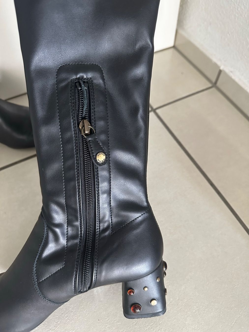 Geox Scarpe da donna: Overknee Stifel Geox Grosse 38 – Nuovo (secondo la descrizione) da Alpnach Dorf venduto da ljusja 1