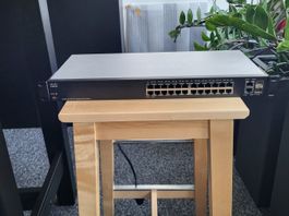 Cisco SG220-26 Gigabit Smart Switch - Top Zustand!