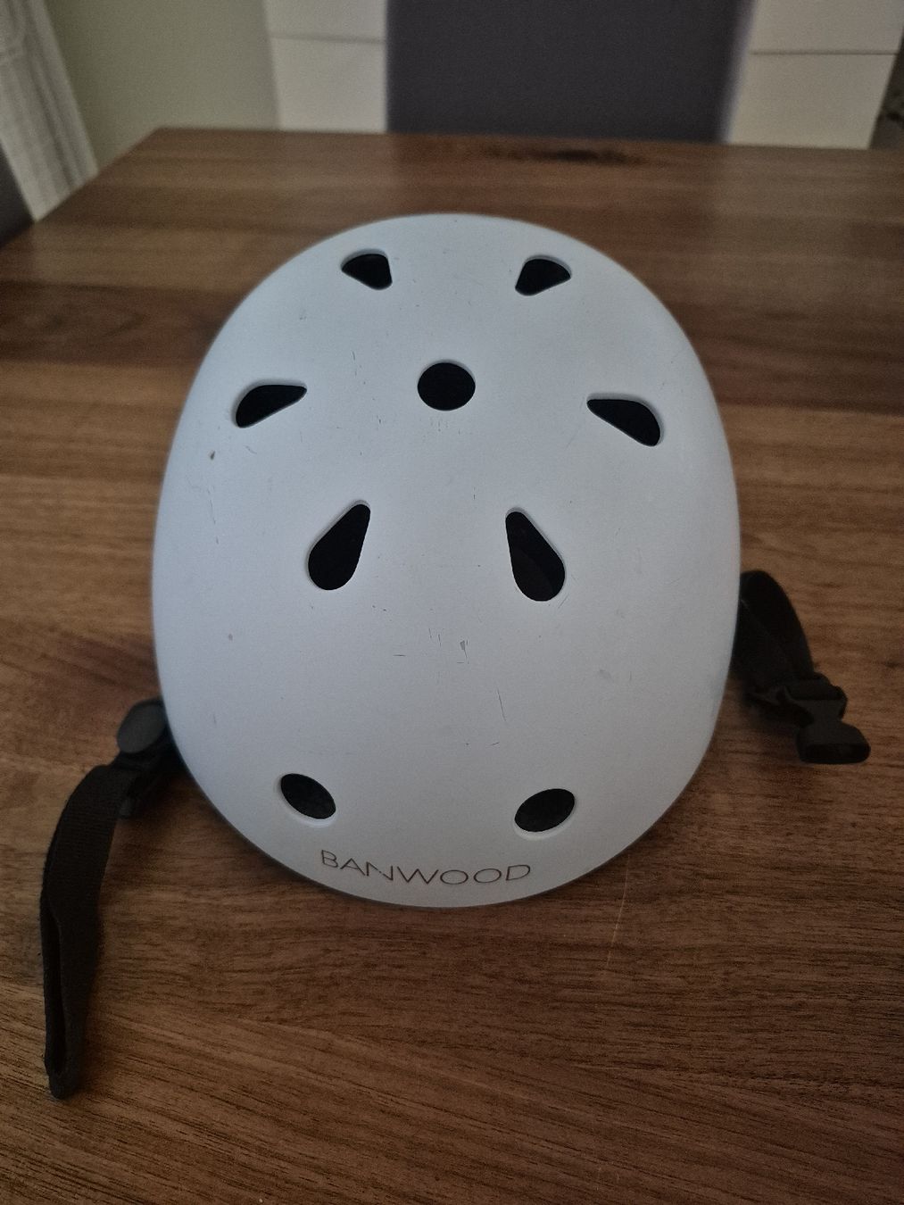 Banwood Caschi: Banwood Kinderhelm hellblau  – Usato da Stans venduto da vonmsa