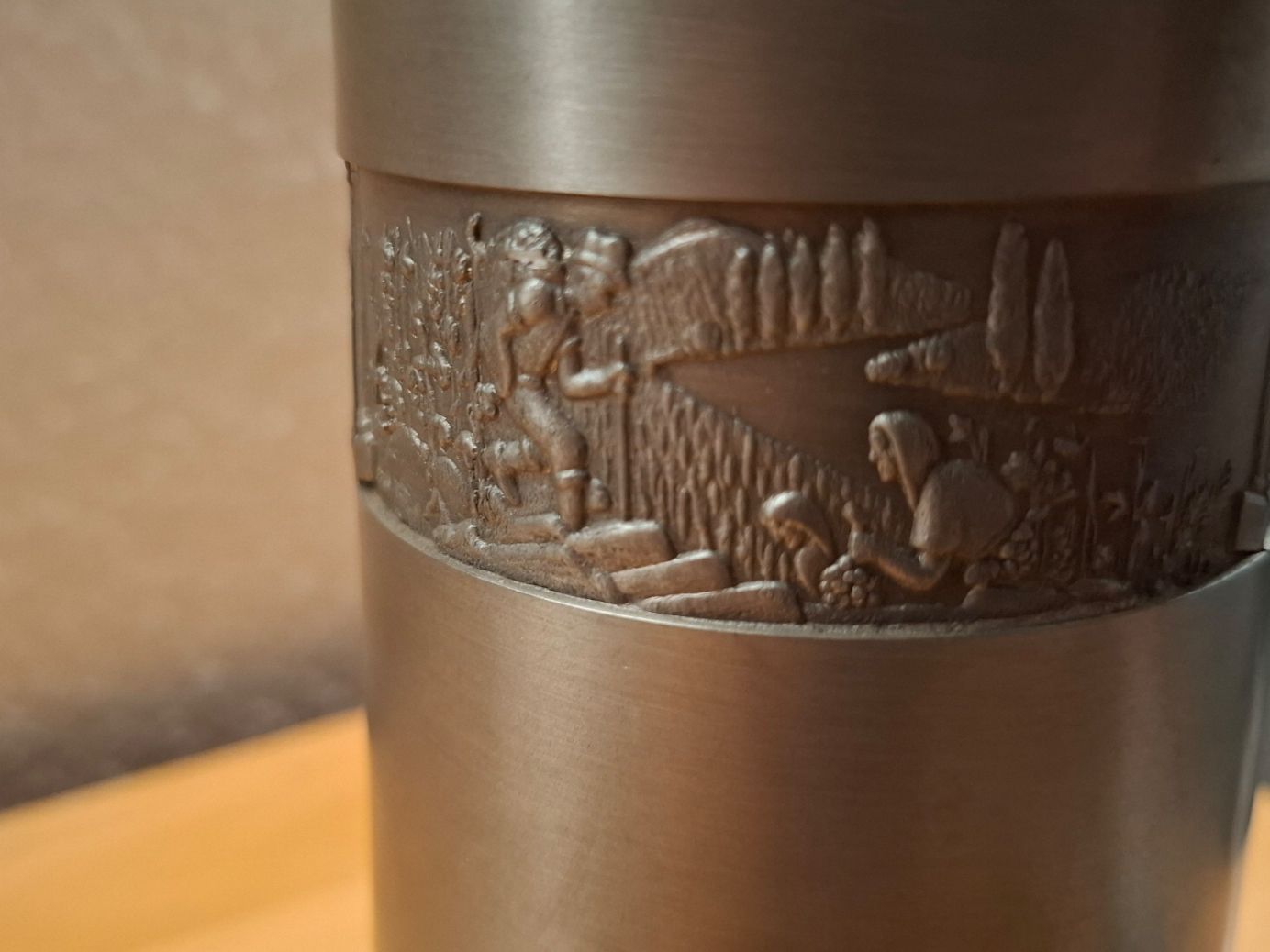 Carafes: Originale channe en étain – D'occasion à Bonfol par sch_qy5d 2