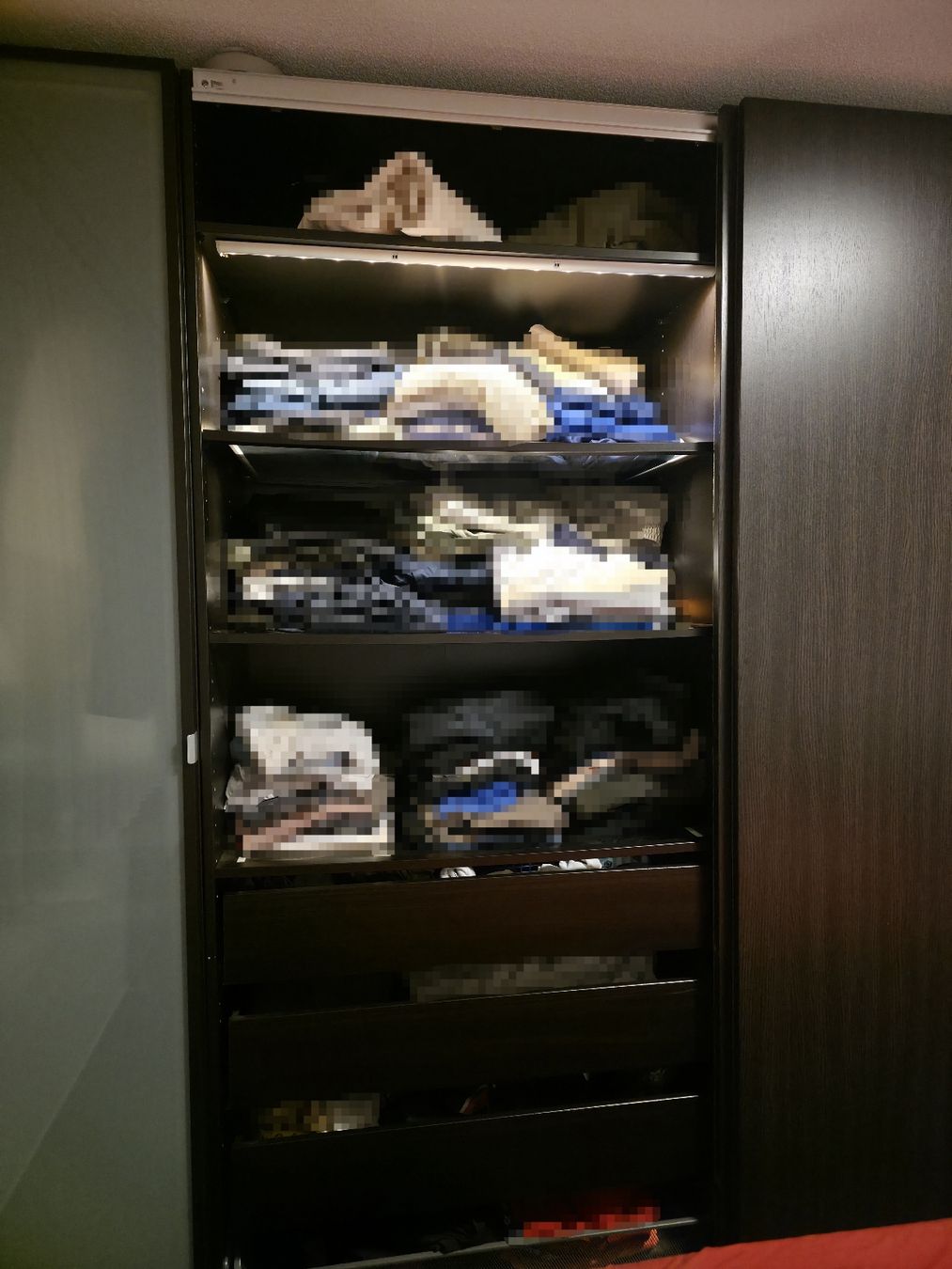 Ikea Armadi: Ikea PAX Kleiderschrank – Usato da Menziken venduto da TheManiimal 3