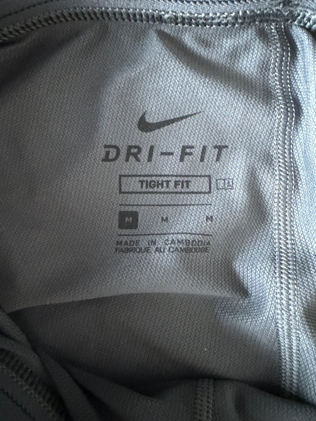 Nike Pantalons: Nike Tights – D'occasion à Basel par El_Haraldo 3