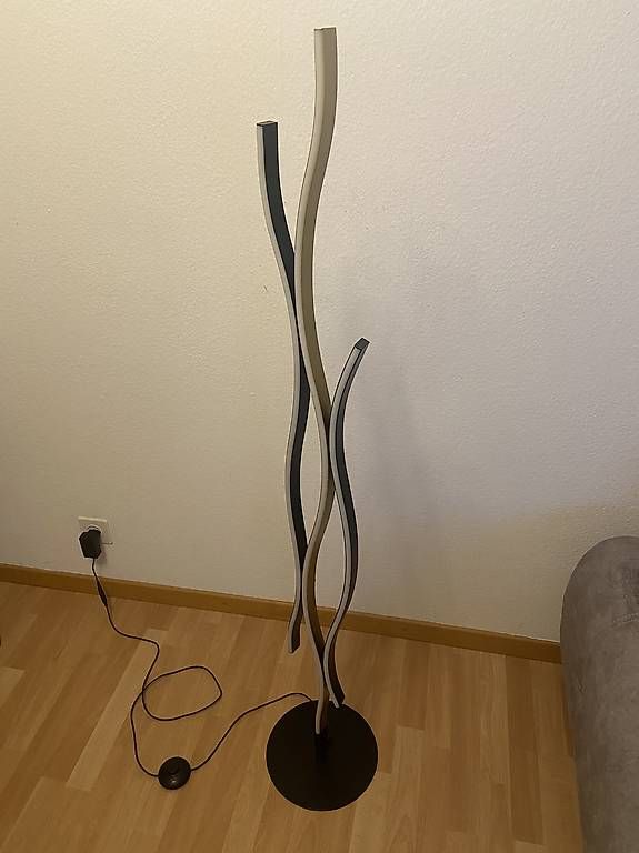 Lampade: Moderne LED Stehlampe, 150 cm Hoch – Usato da Oberengstringen venduto da and_xth6