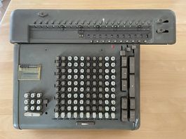 Mechanische Rechenmaschine Friden